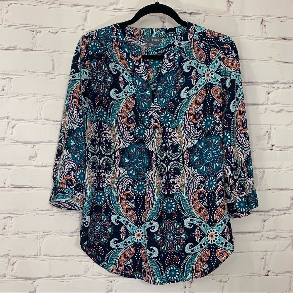 Van Heusen XS or Small blouse